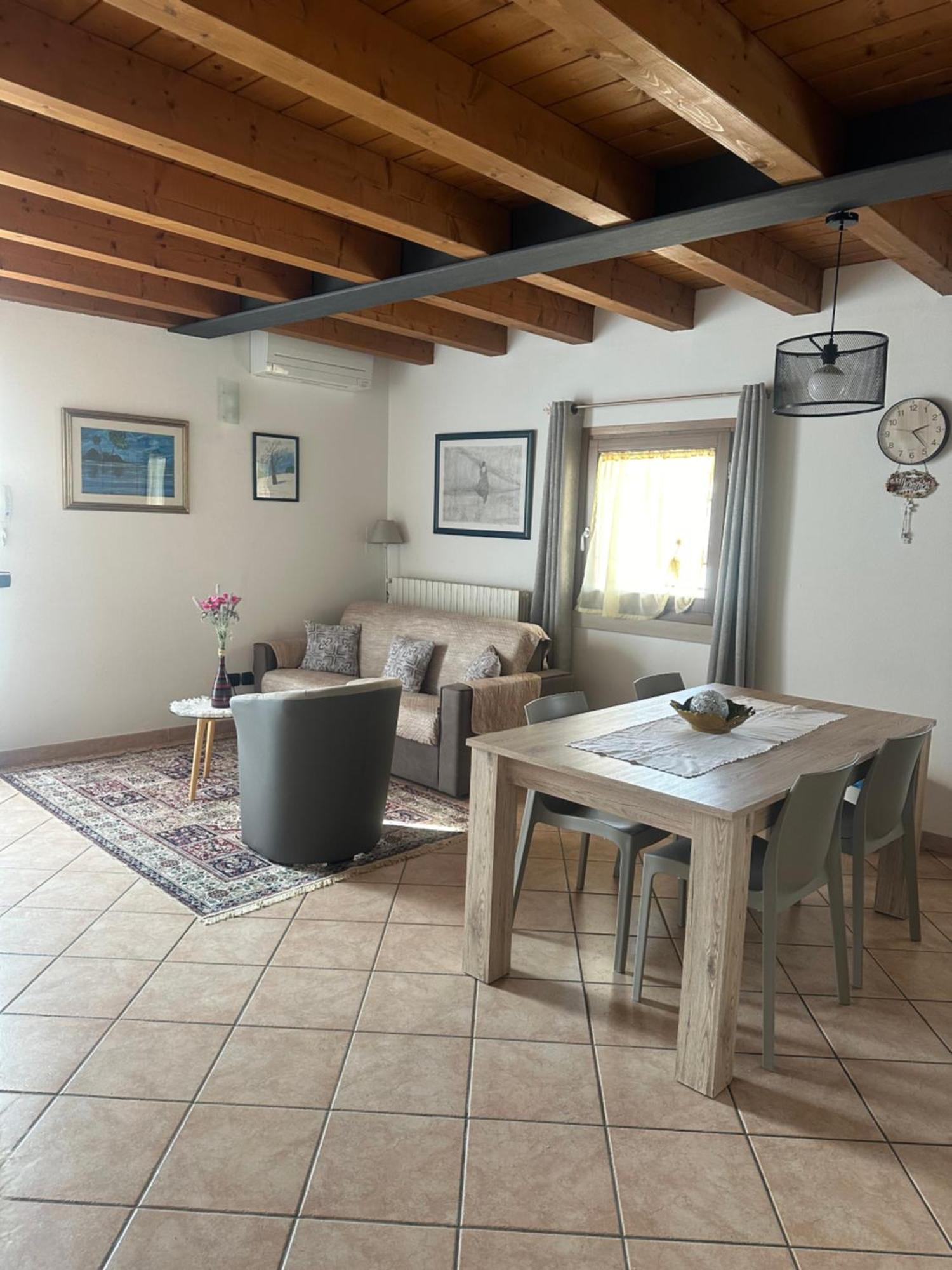Ely Hause Apartman Calmasino Kültér fotó